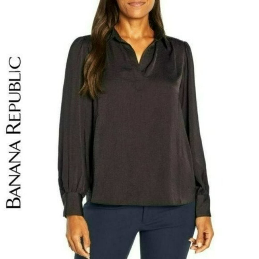 NWT Banana Republic Women's Lightweight Satin Split Collar Top Pullover Blouse